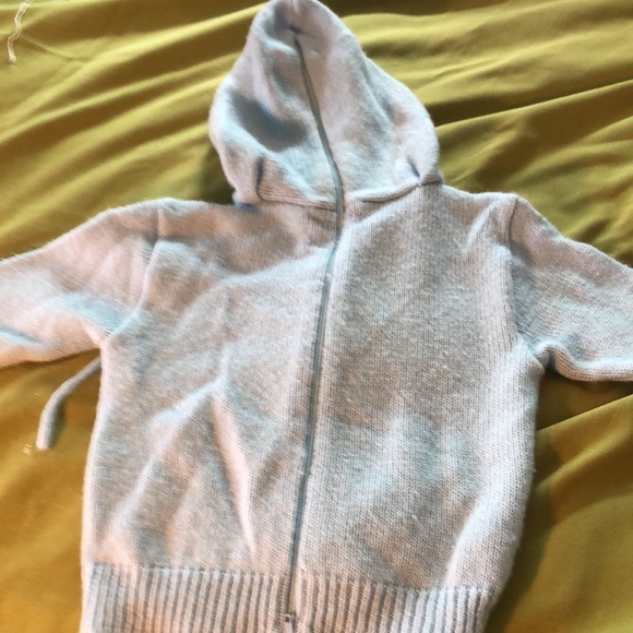 Baby boy blue hoodie sweater/sweet white bear on front/ zip up in back 18 months - Picture 13 of 15